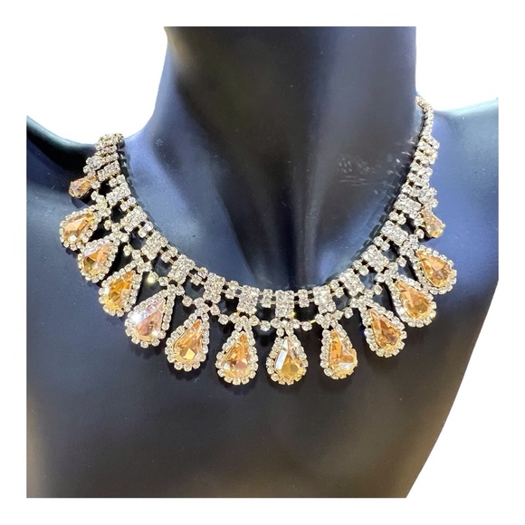 NWT Stunning Laura crystal gold jewelry 4pc Set - Picture 5 of 11